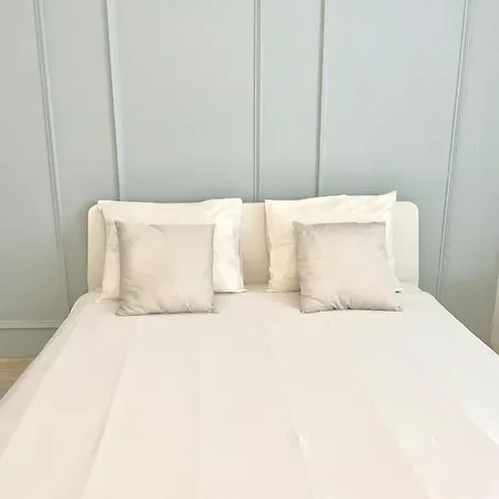 Apartment Old 1 *