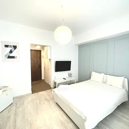 Apartment Old 1 *